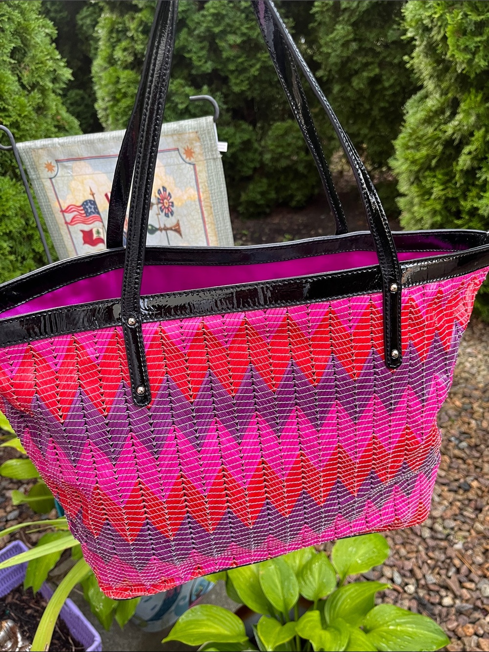 Kate Spade Pink, Purple & Red Woven Chevron Tote EUC 11 x 12 x 6.5 - Picture 2 of 9